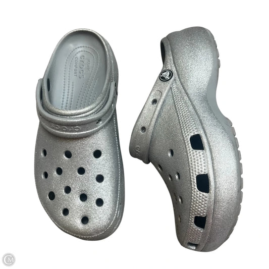 Slippers By Crocs In Grey, Size: 10