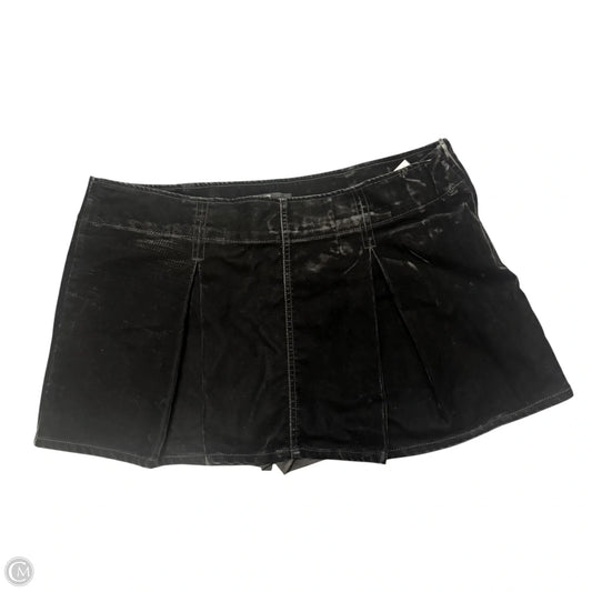 Skirt Mini & Short By Madden Nyc In Black, Size: 18