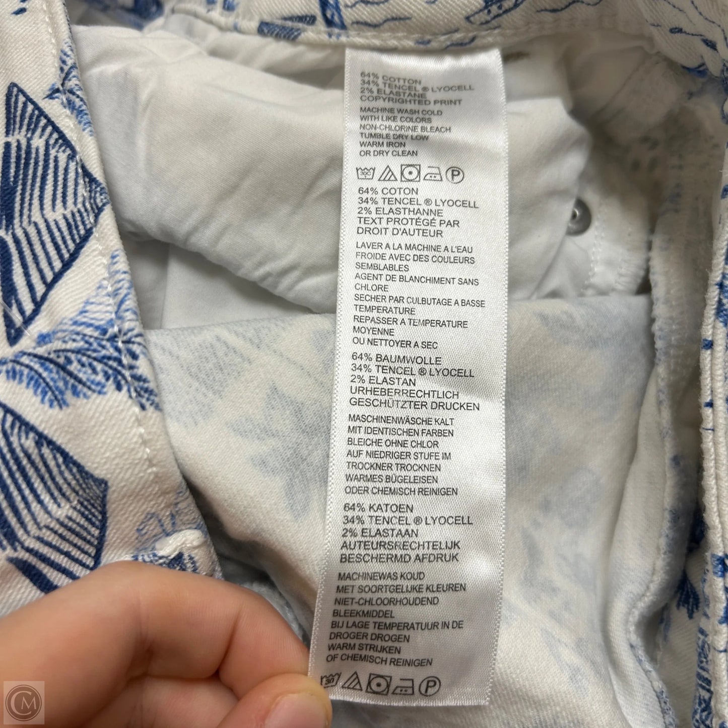 Shorts By Tommy Bahama In Blue & White, Size: 4