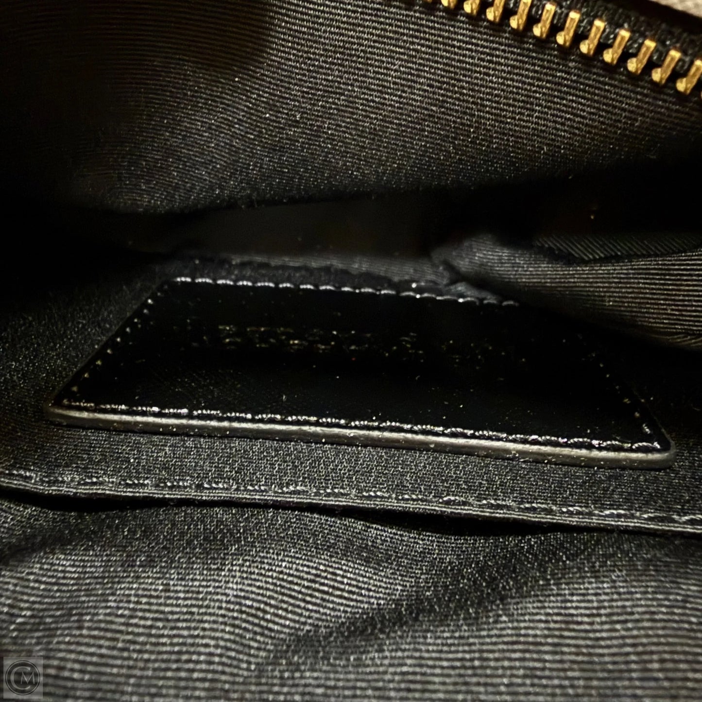 Crossbody Luxury Designer By Marc Jacobs, Size: Medium