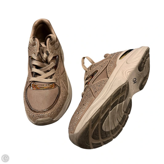 Shoes Sneakers By Skechers In Tan, Size: 10