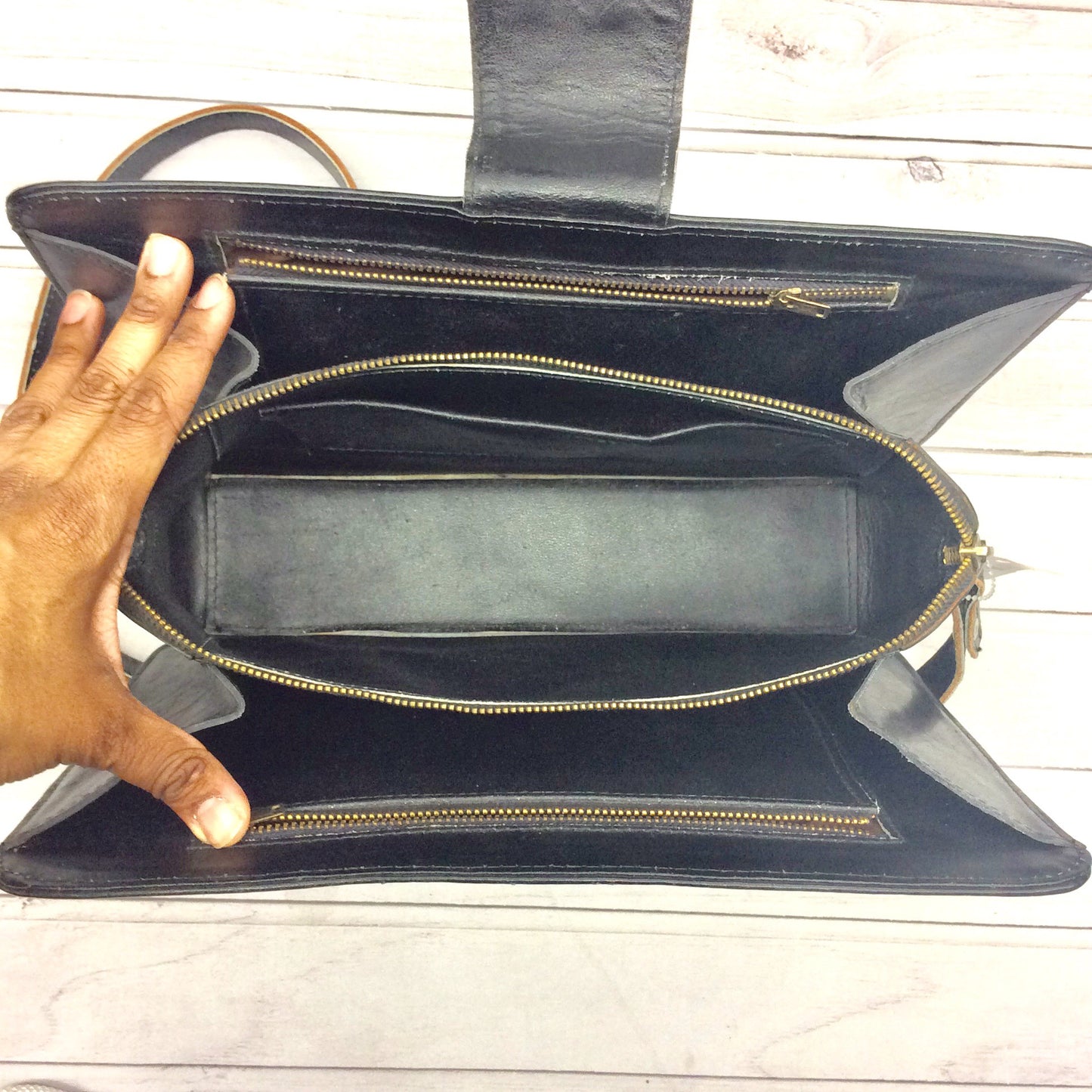 Handbag By Ideal Cowhide Size: Large