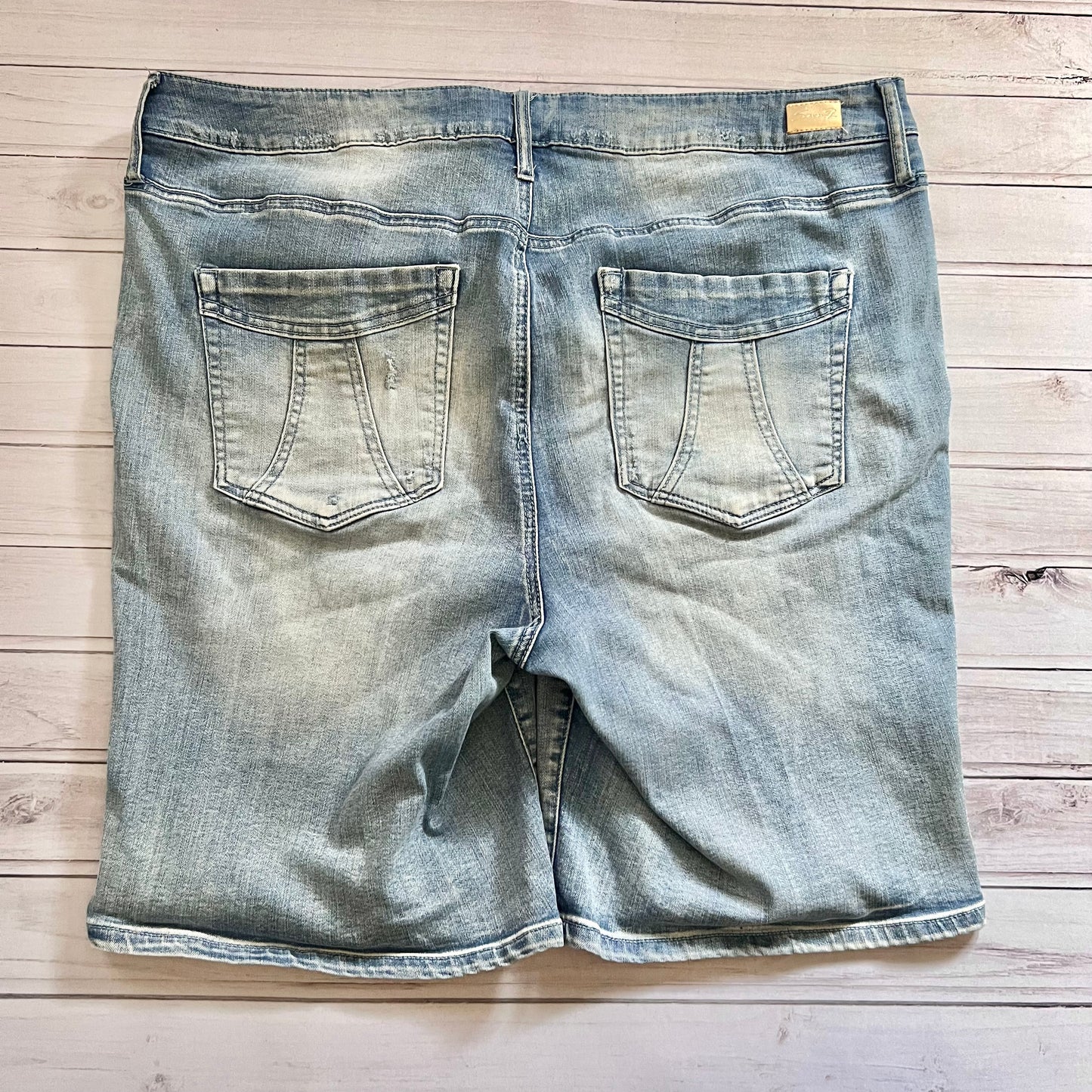 Shorts By Seven 7  Size: 22w