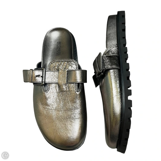 Shoes Flats By Michael By Michael Kors In Silver, Size: 8