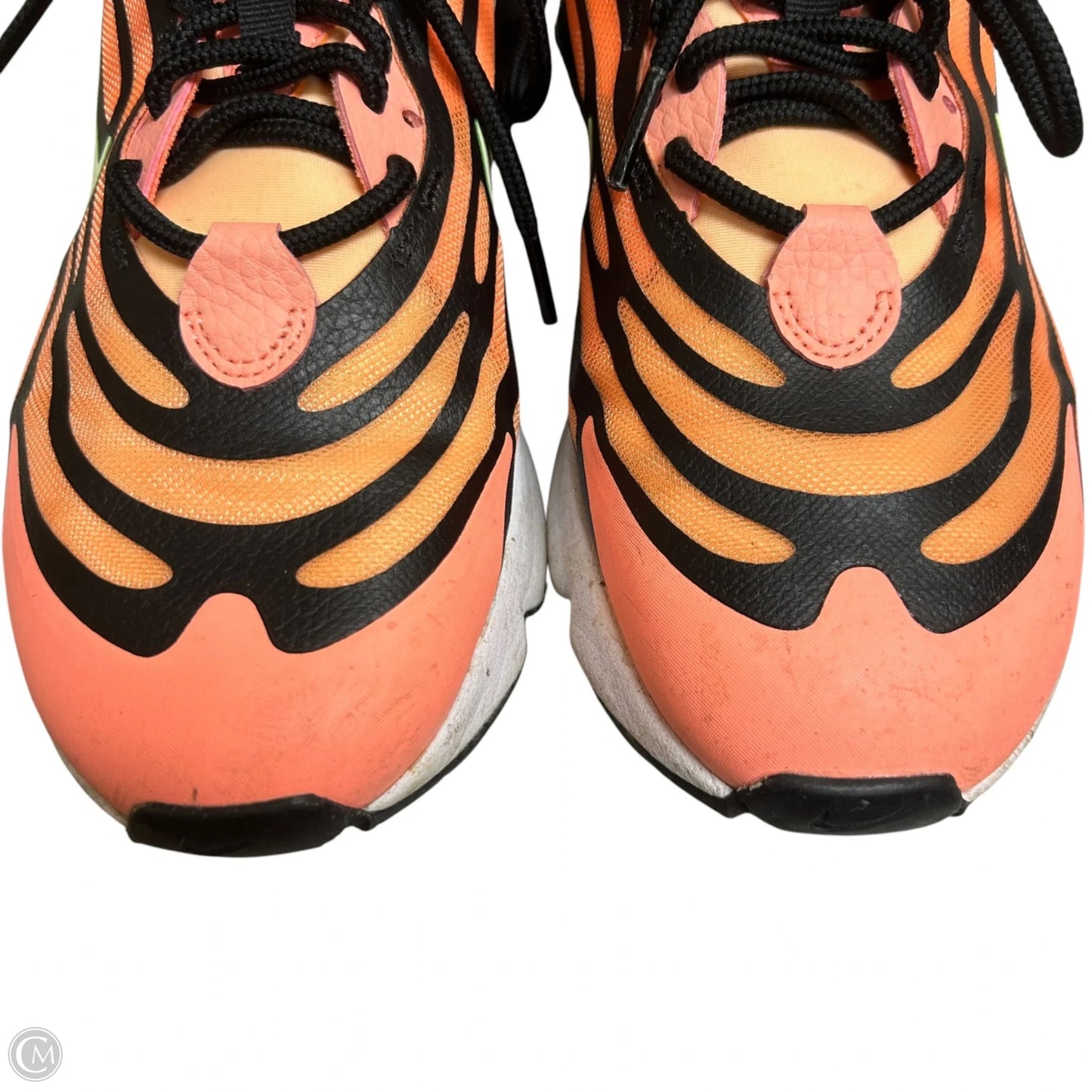 Shoes Sneakers By Nike In Black & Orange, Size: 7.5