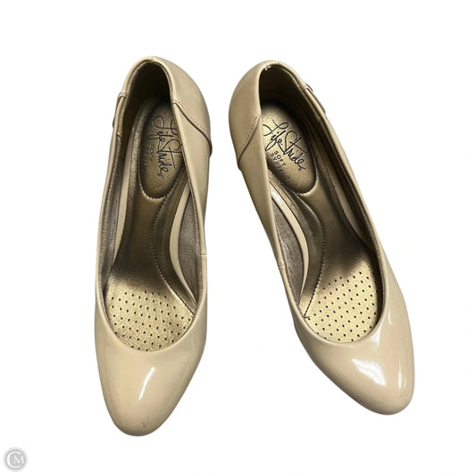 Shoes Heels Kitten By Life Stride In Tan, Size: 7.5