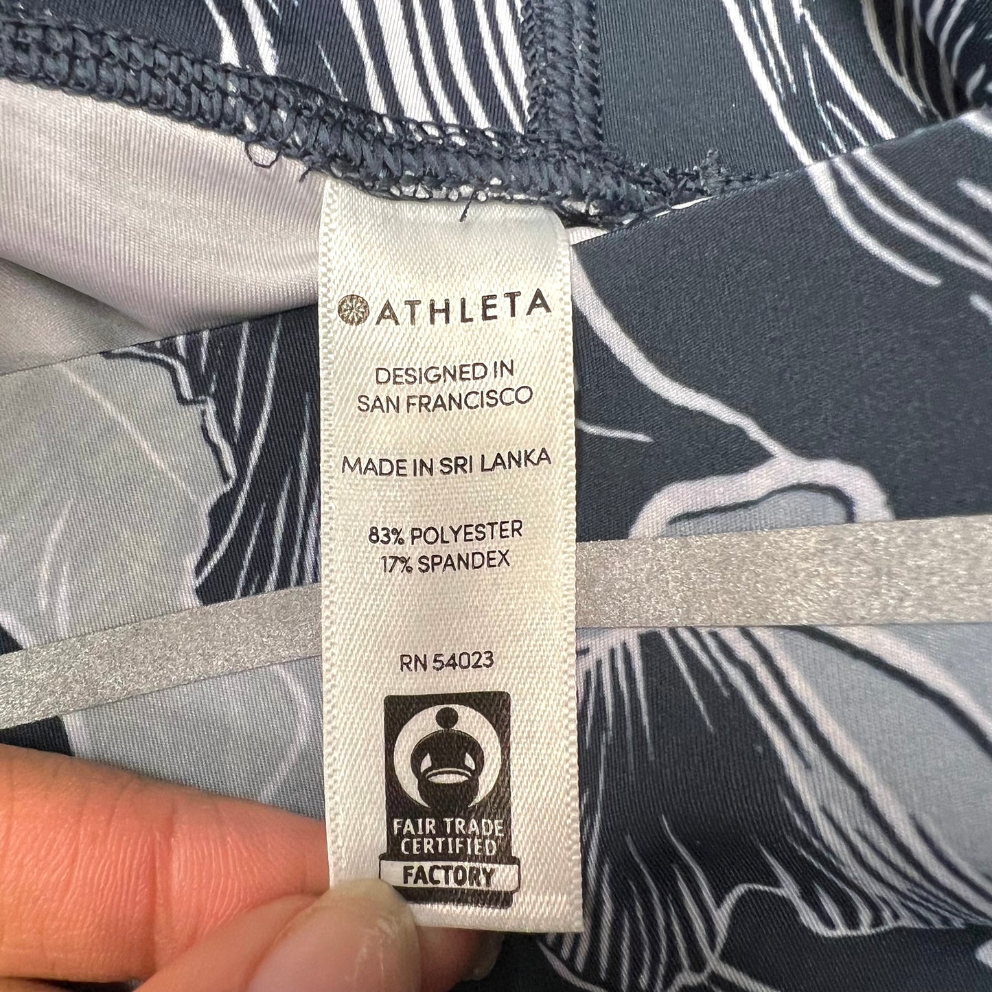 Athletic Leggings Capris By Athleta In Navy, Size: Xs