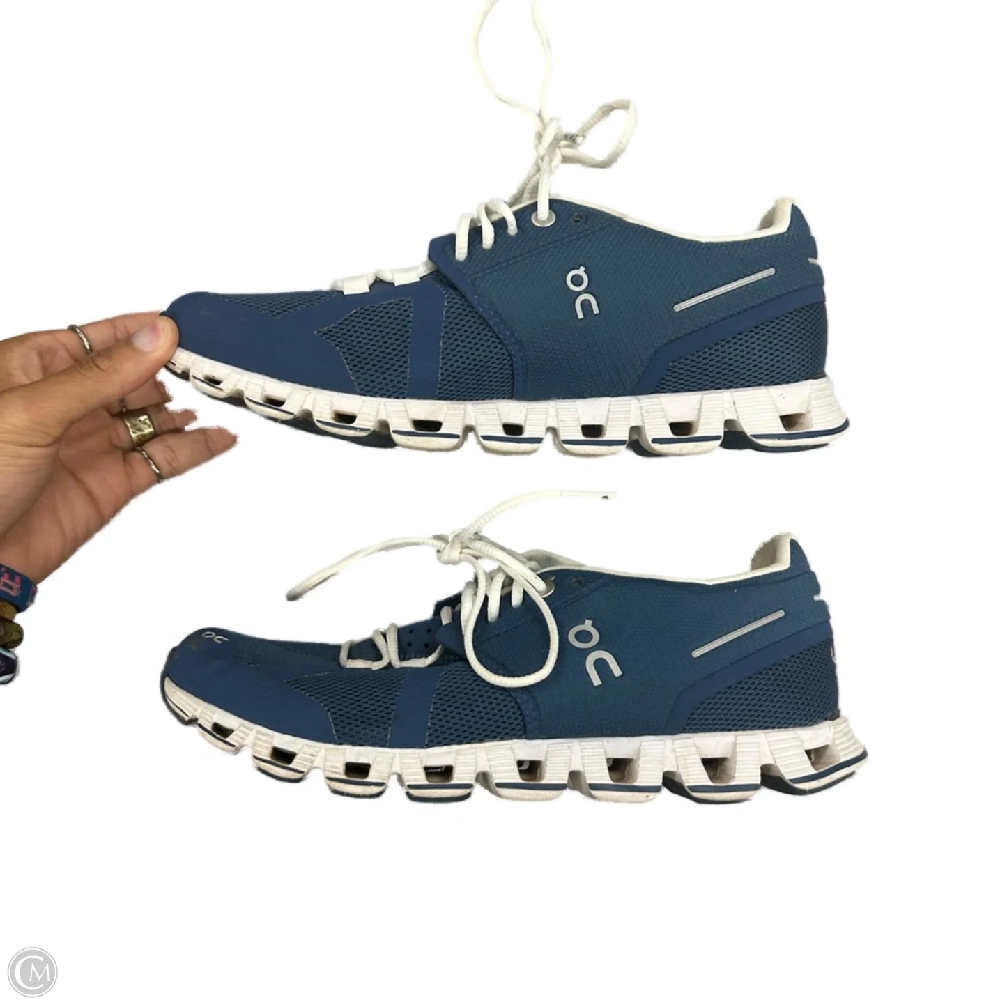 Shoes Athletic By On Cloud In Blue & White, Size: 6
