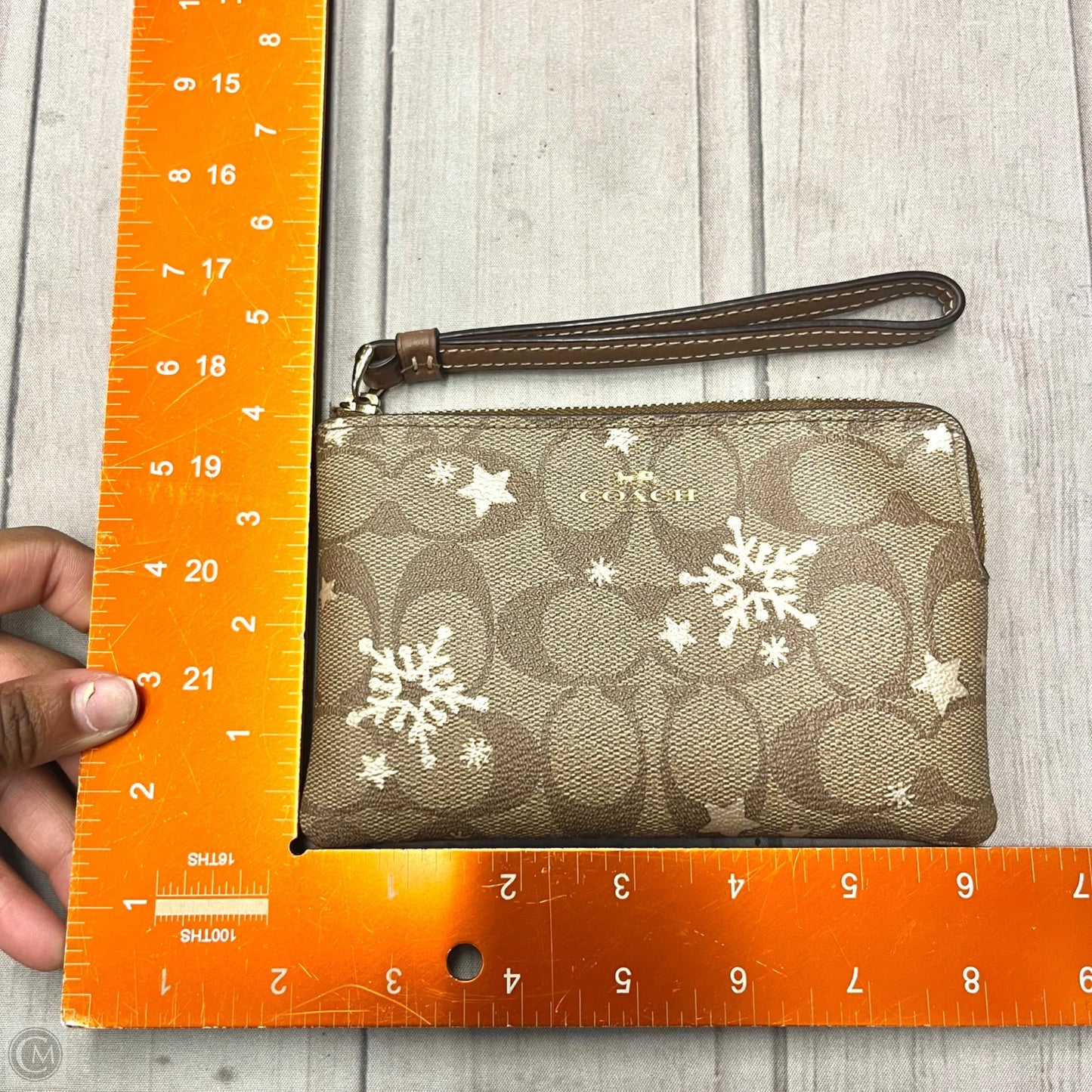 Wristlet Designer By Coach, Size: Medium