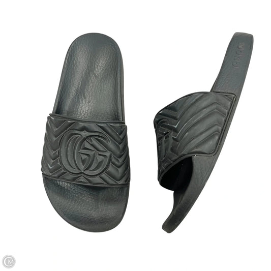 Sandals Luxury Designer By Gucci In Black, Size: 6.5