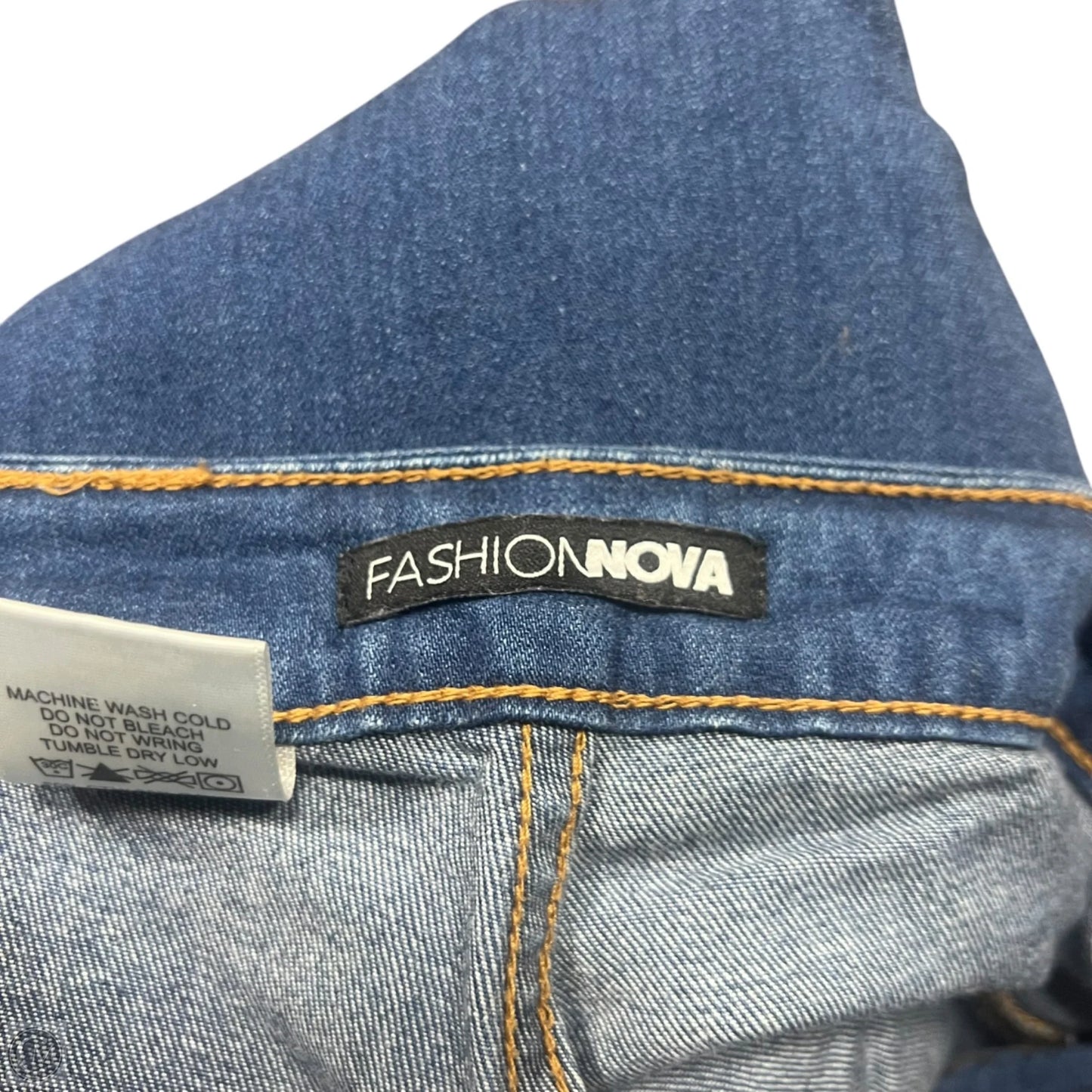 Jeans Flared By Fashion Nova In Blue Denim, Size: 6