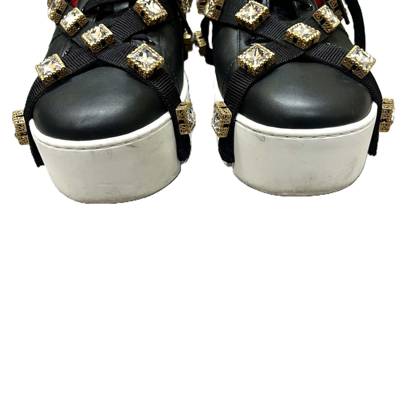 Shoes Luxury Designer By Gucci In Black & Gold, Size: 9.5