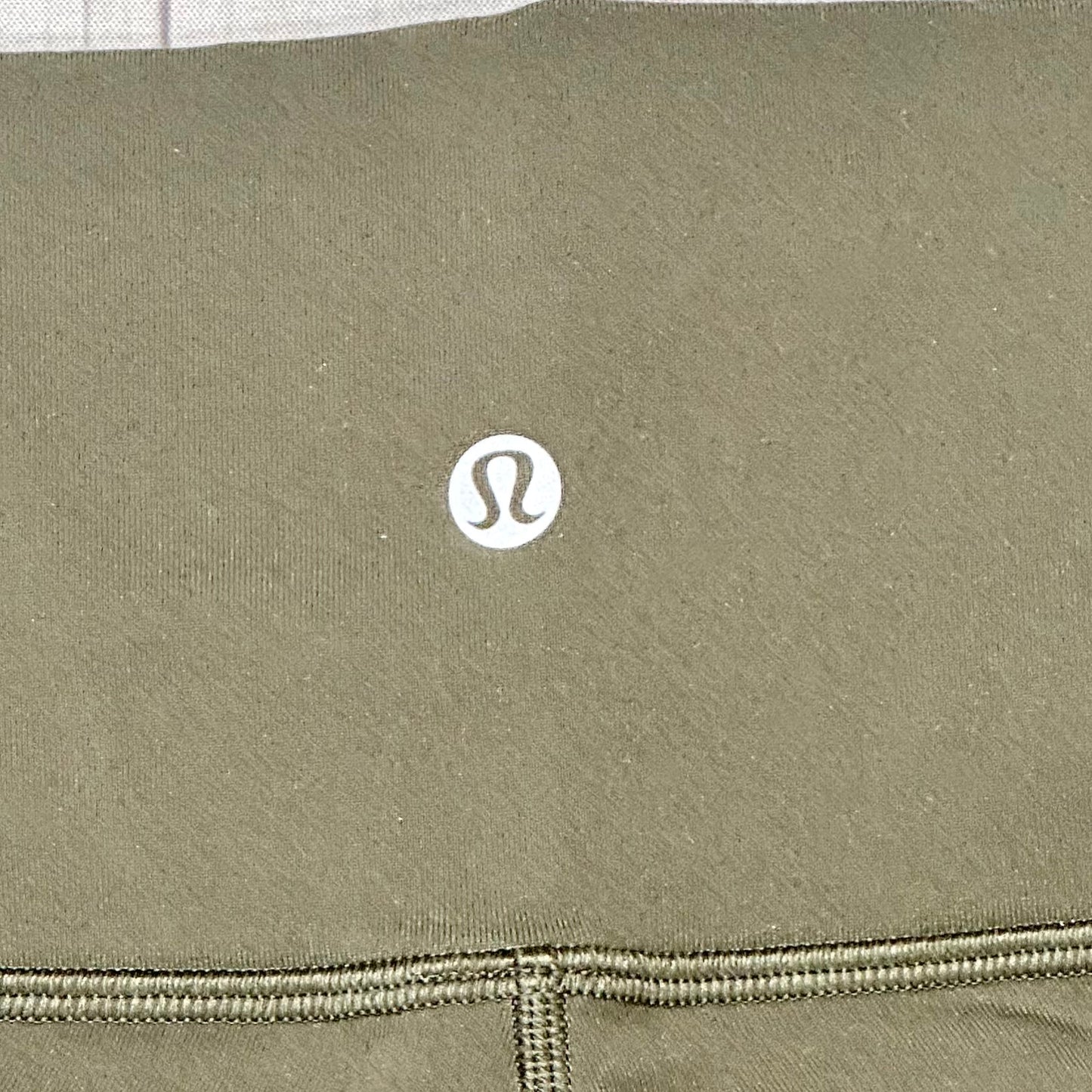 Athletic Leggings Capris By Lululemon In Green, Size: Xs