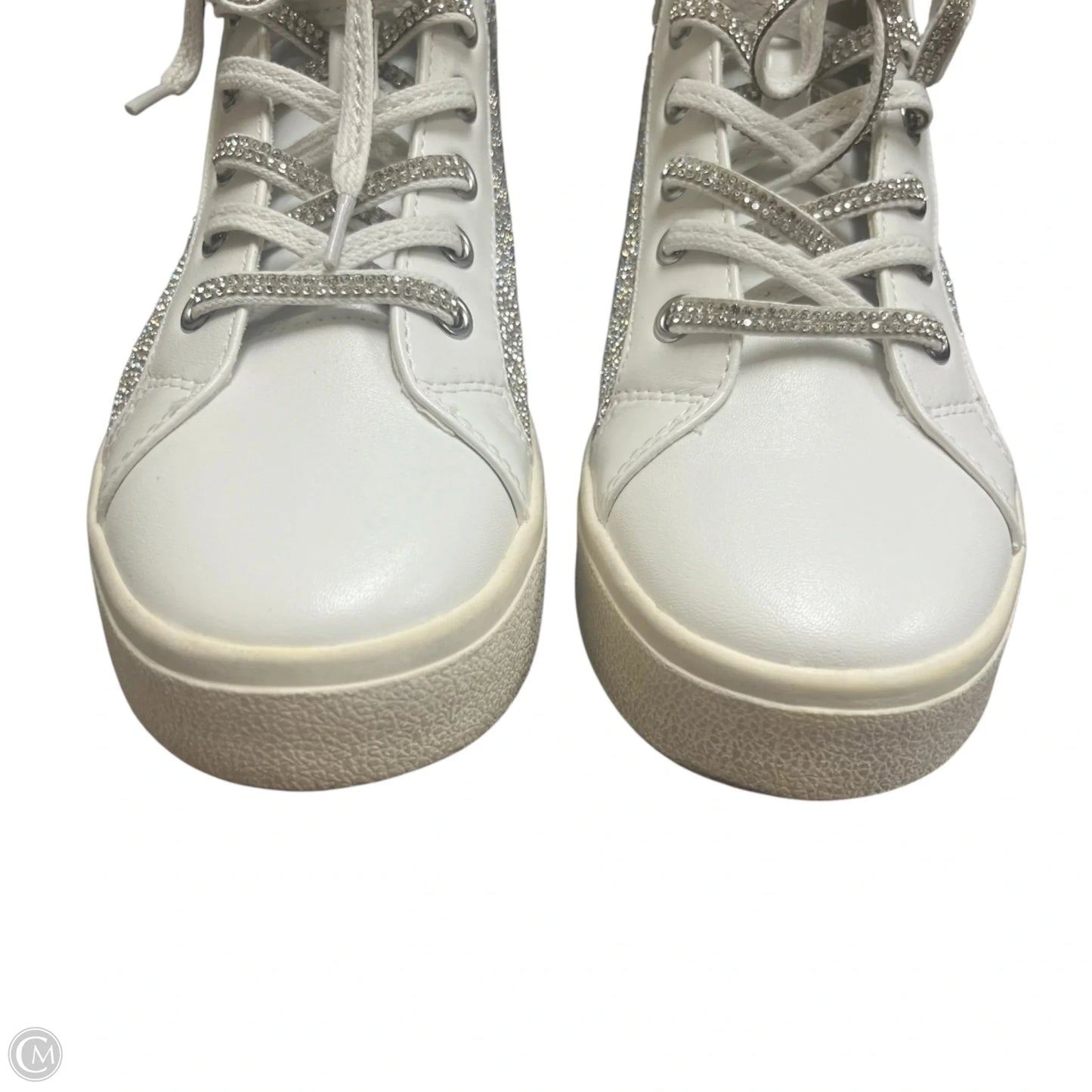 Shoes Sneakers By Steve Madden In White, Size: 7