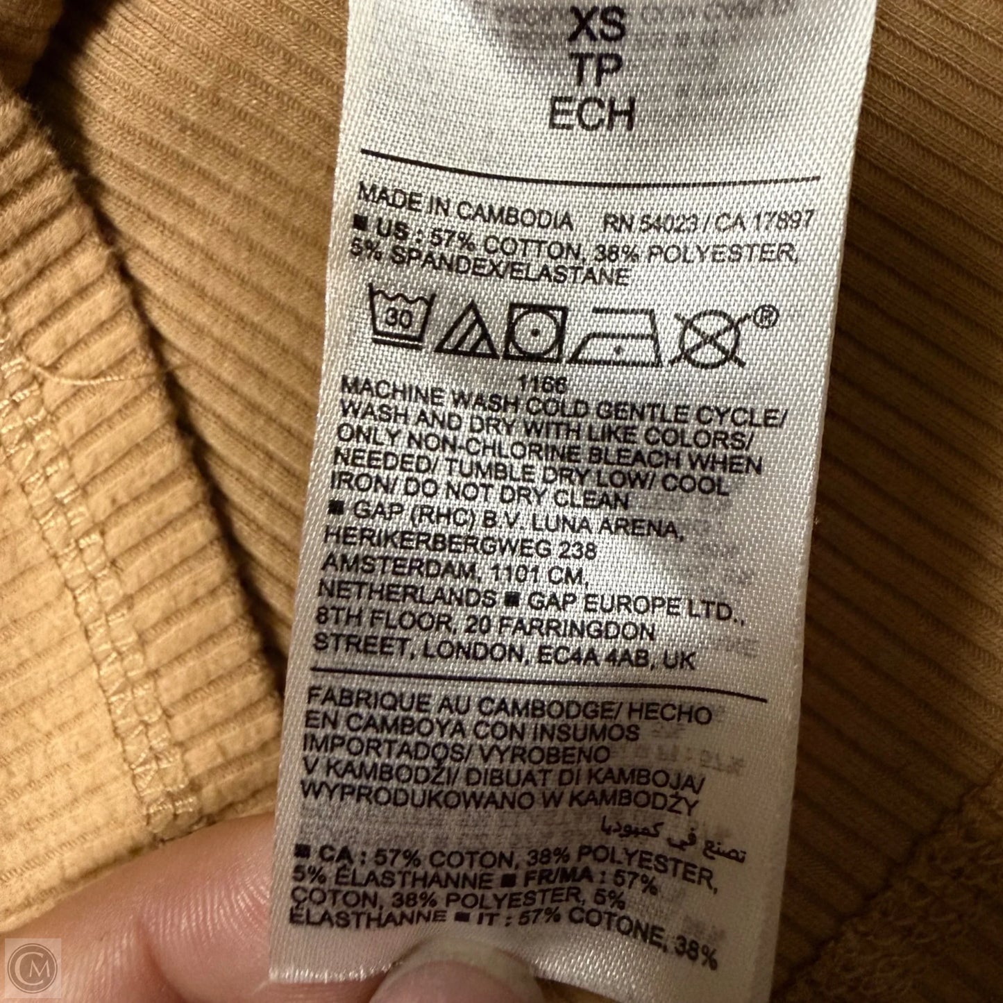 Top Long Sleeve By Old Navy In Tan, Size: Xs