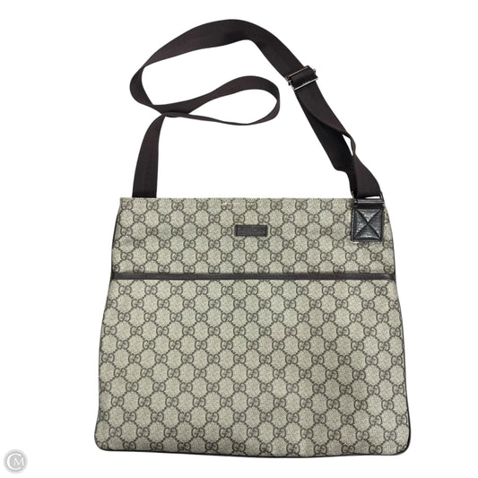 Crossbody Luxury Designer By Gucci, Size: Medium