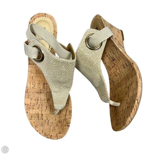 Sandals Heels Wedge By White Mountain In Brown & Gold, Size: 7.5