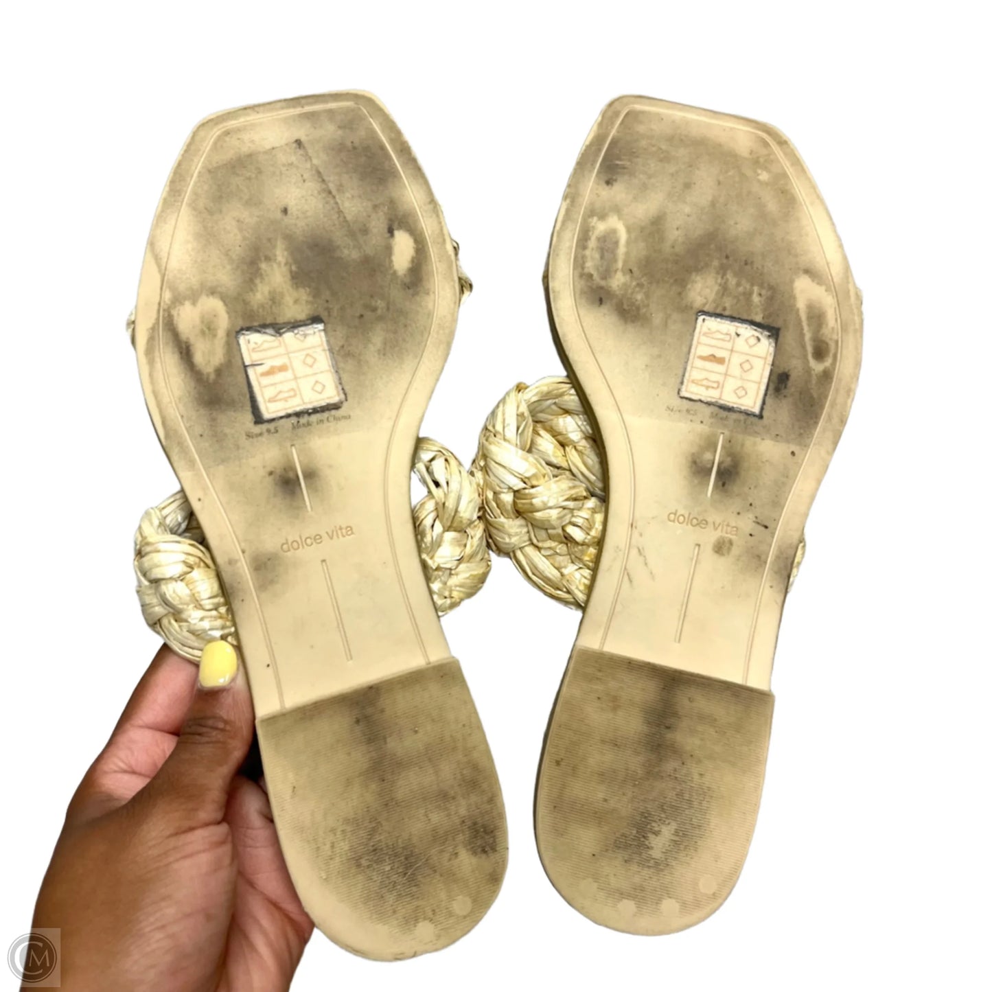 Sandals Flats By Dolce Vita In Beige, Size: 9.5