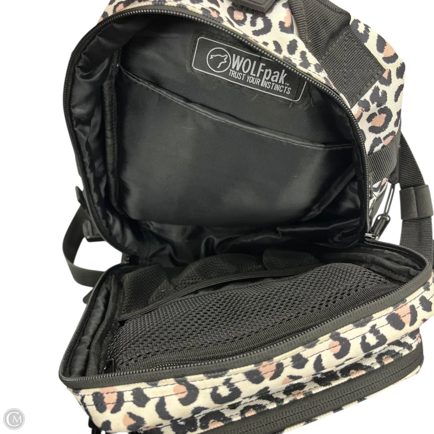 Backpack By Wolfpak, Size: Medium