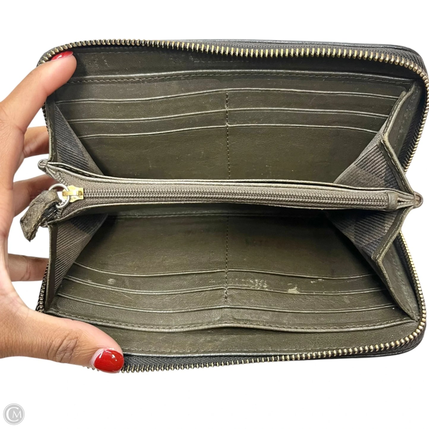 Wallet Luxury Designer By Burberry, Size: Medium