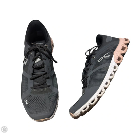 Shoes Athletic By On In Grey, Size: 8.5