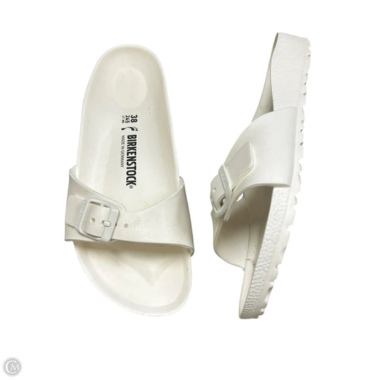 Sandals Flats By Birkenstock In White, Size: 7