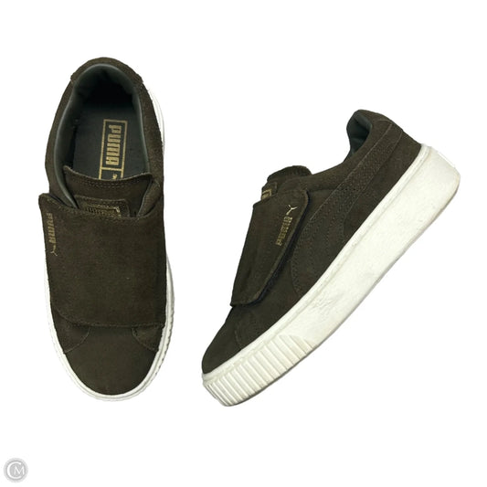 Shoes Sneakers By Puma In Green, Size: 6