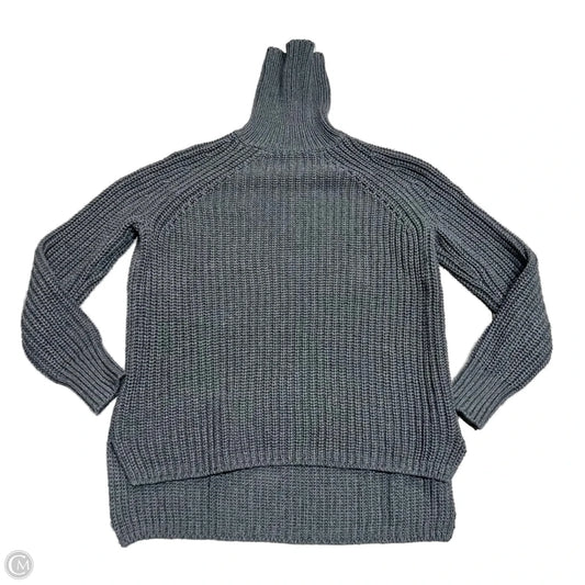 Sweater By 525 In Grey, Size: Xs