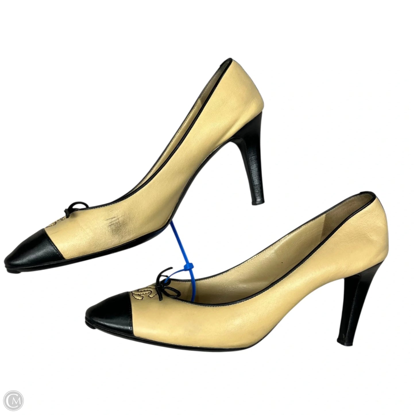 Shoes Luxury Designer By Chanel In Black & Cream, Size: 9.5