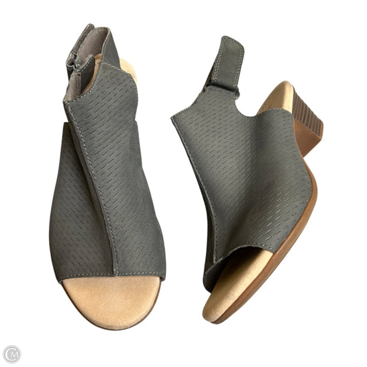 Sandals Heels Block By Clarks In Grey, Size: 8