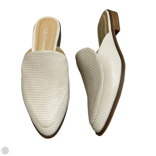 Shoes Flats By Cllaundry In Animal Print, Size: 9
