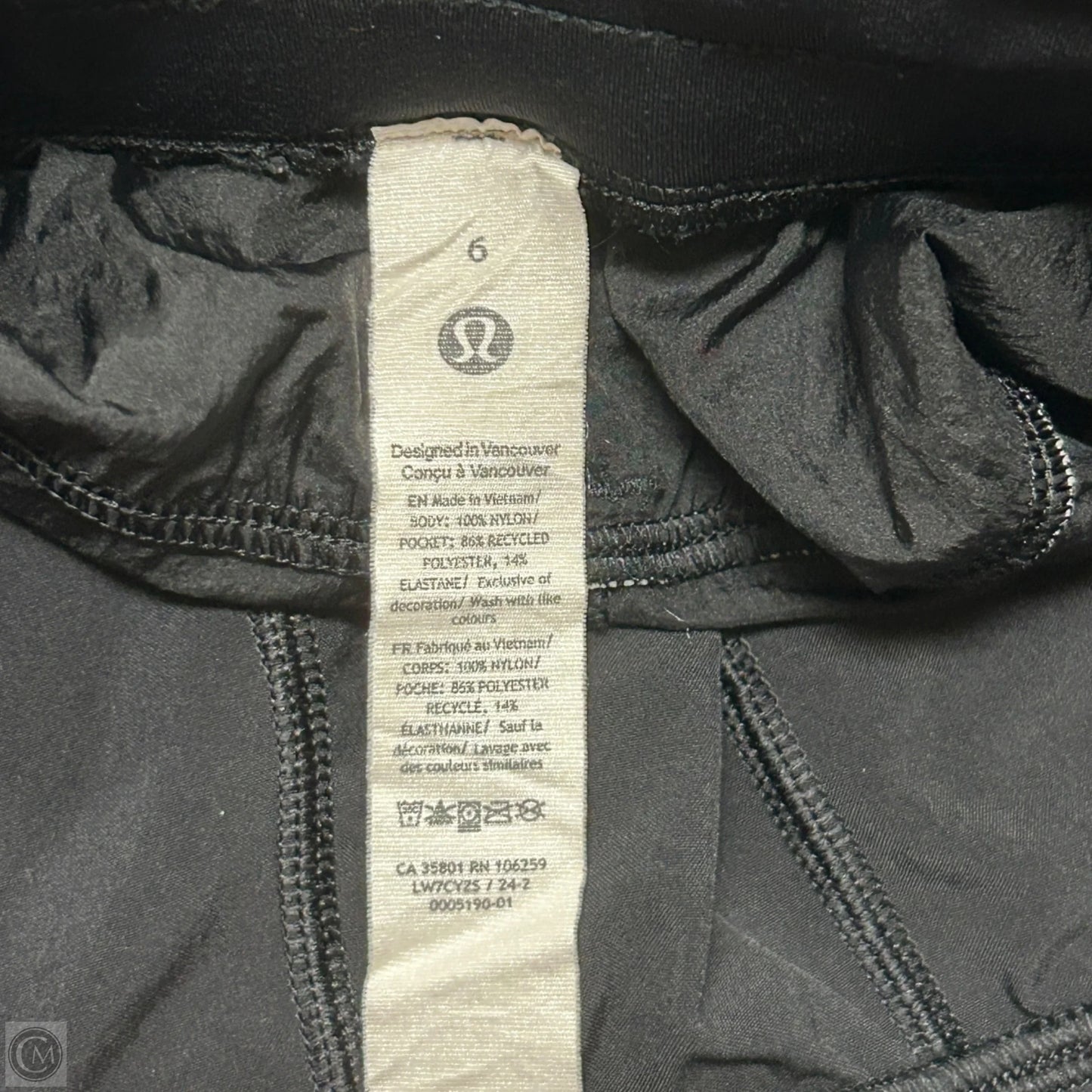 Athletic Shorts By Lululemon In Black, Size: 6