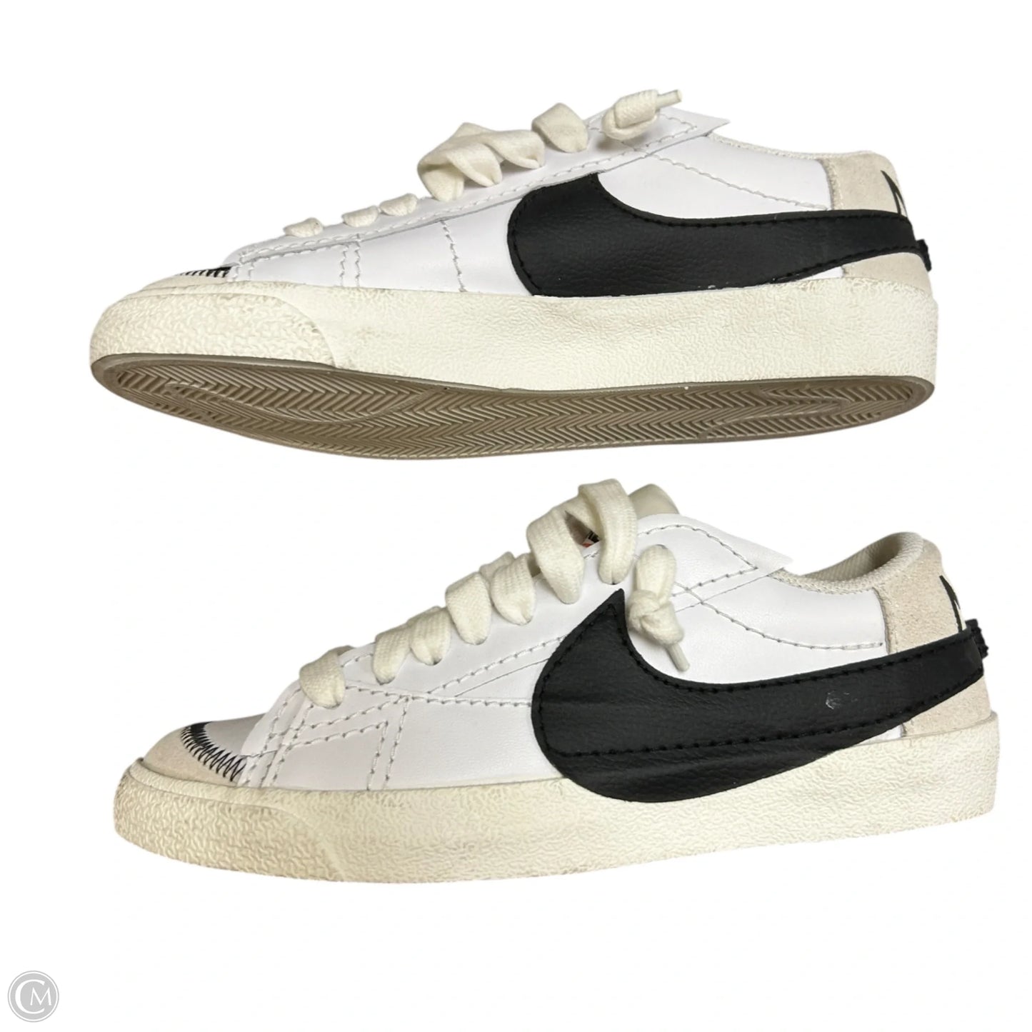 Shoes Sneakers By Nike In White, Size: 9.5