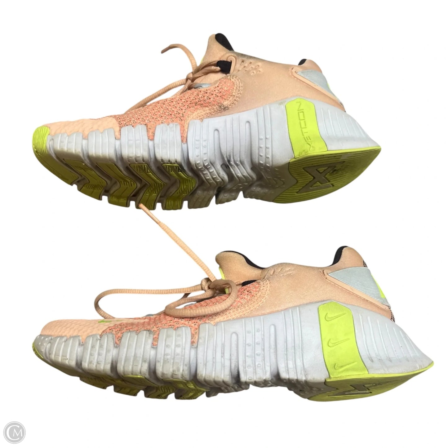 Shoes Athletic By Nike In Coral, Size: 7.5
