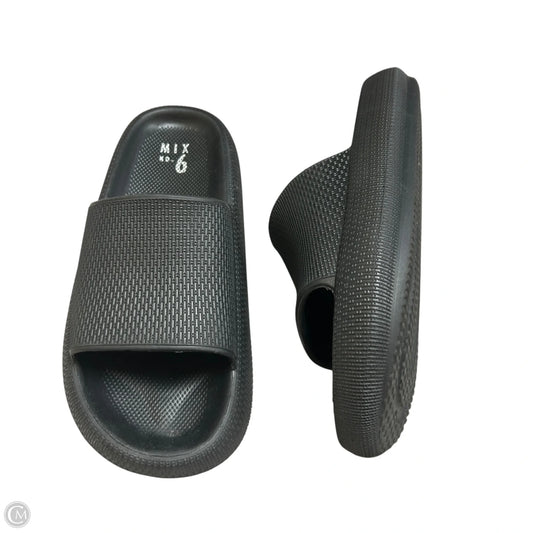 Sandals Flats By Mix No 6 In Black, Size: 10