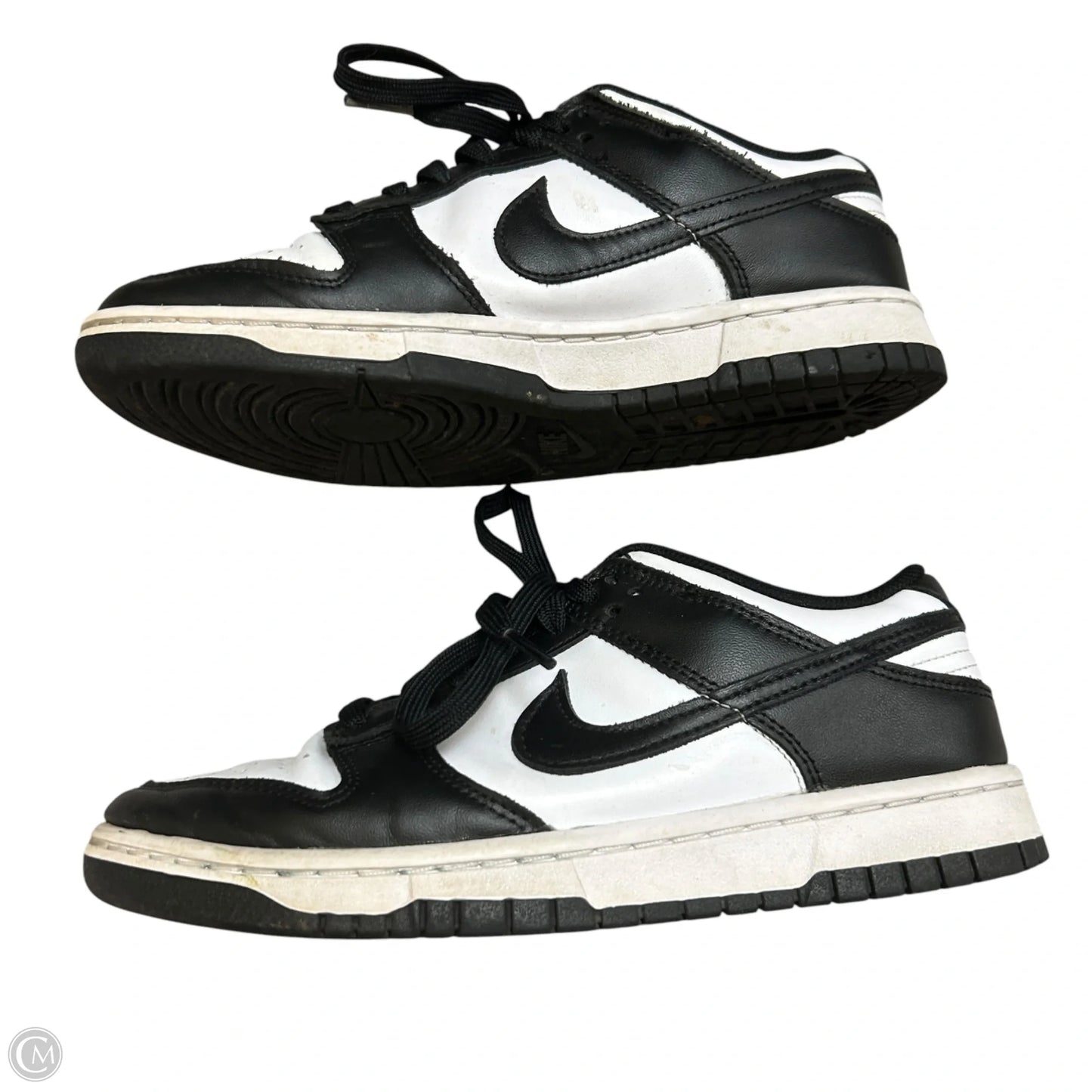 Shoes Sneakers By Nike In Black & White, Size: 8