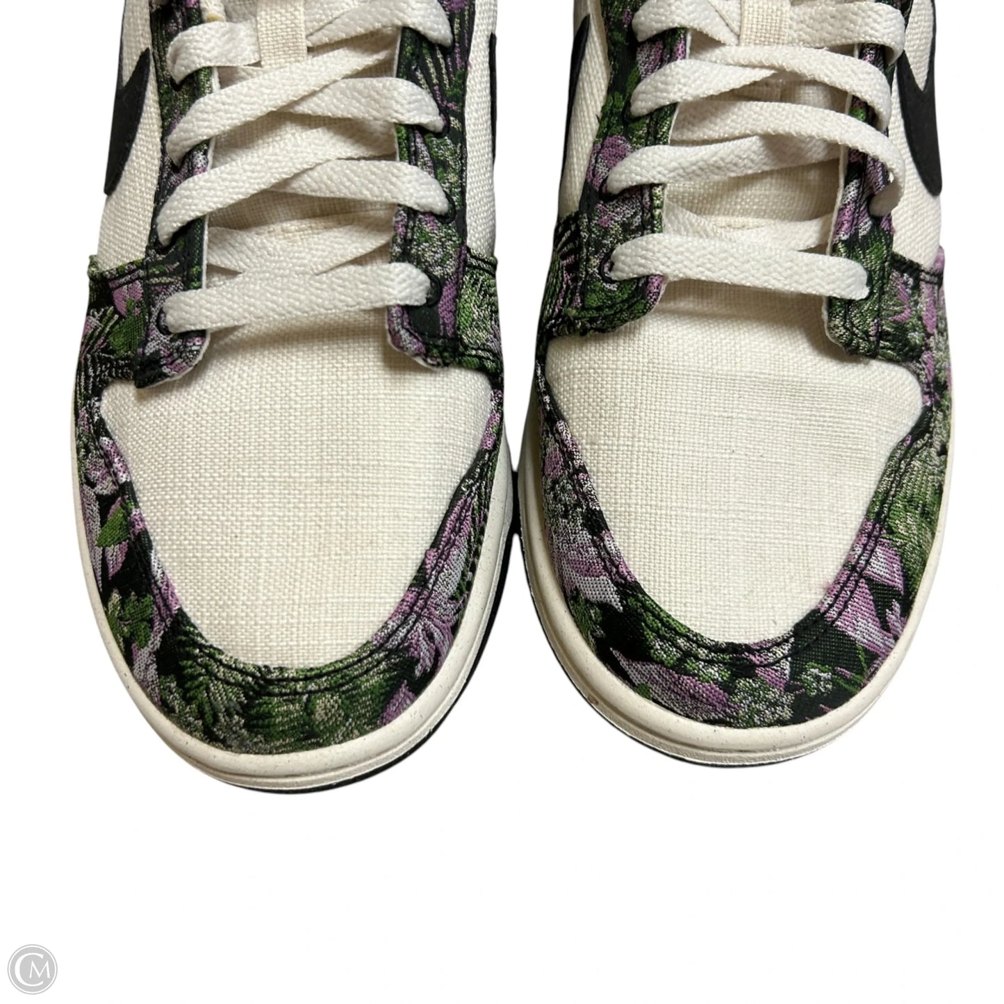 Shoes Sneakers By Nike In Black & Tan, Size: 10