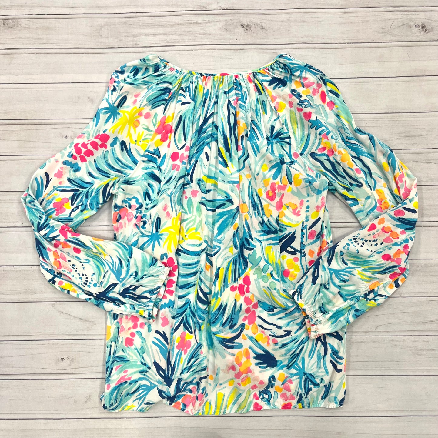 Top Long Sleeve Designer By Lilly Pulitzer  Size: M