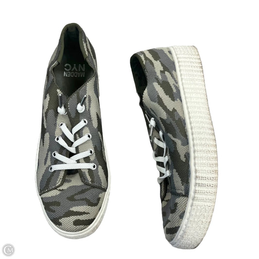 Shoes Sneakers By Madden Nyc In Camouflage Print, Size: 9
