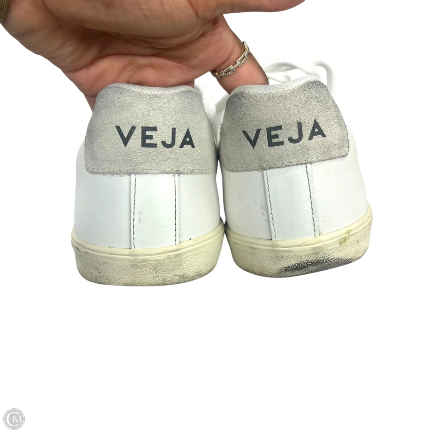 Shoes Sneakers By Veja In White, Size: 9