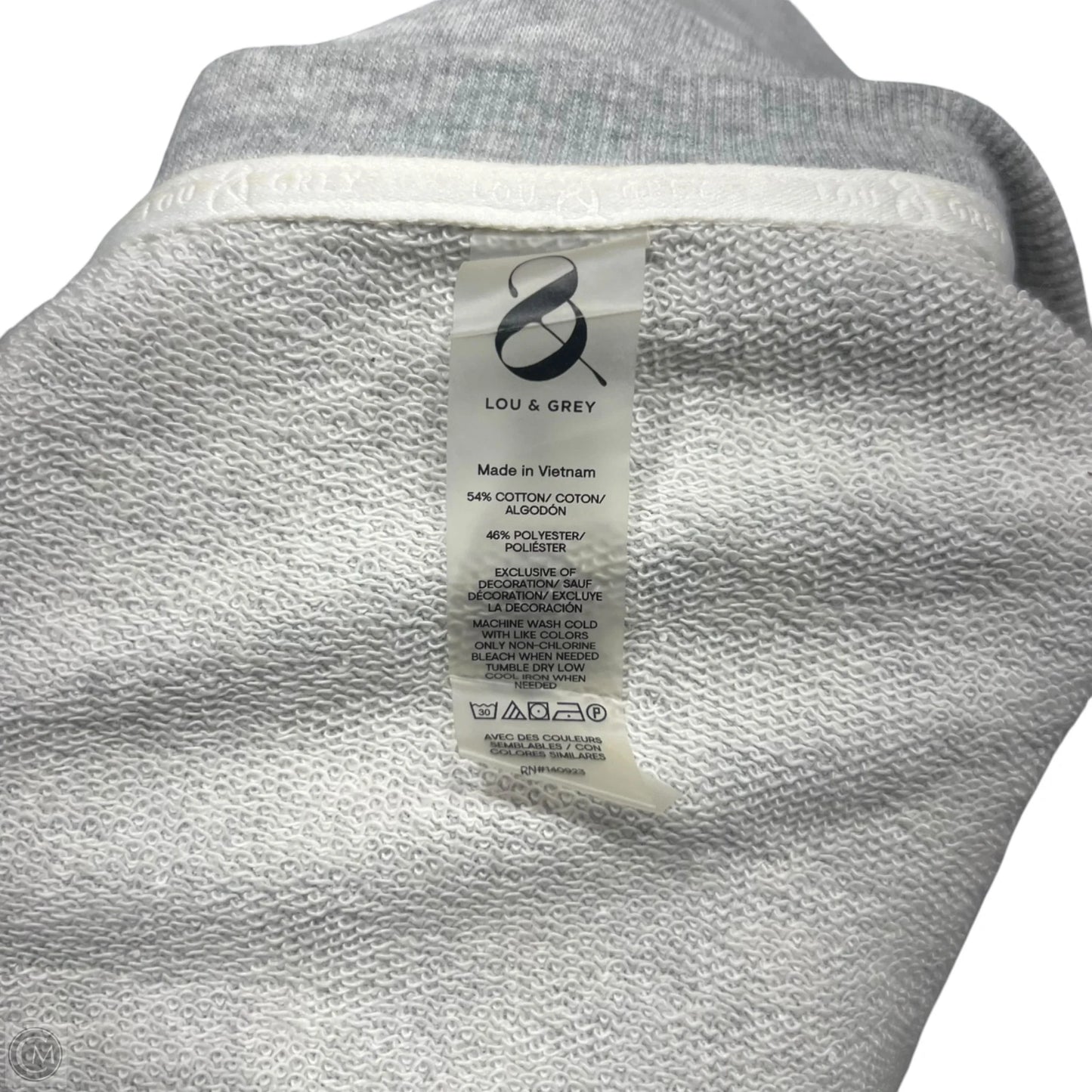 Sweatshirt Crewneck By Lou And Grey In Grey, Size: L
