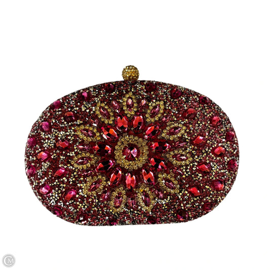 Clutch, Size: Small