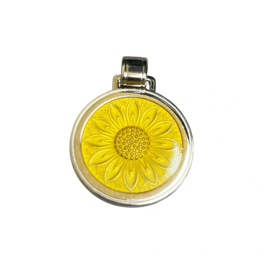 Pendant By Lola