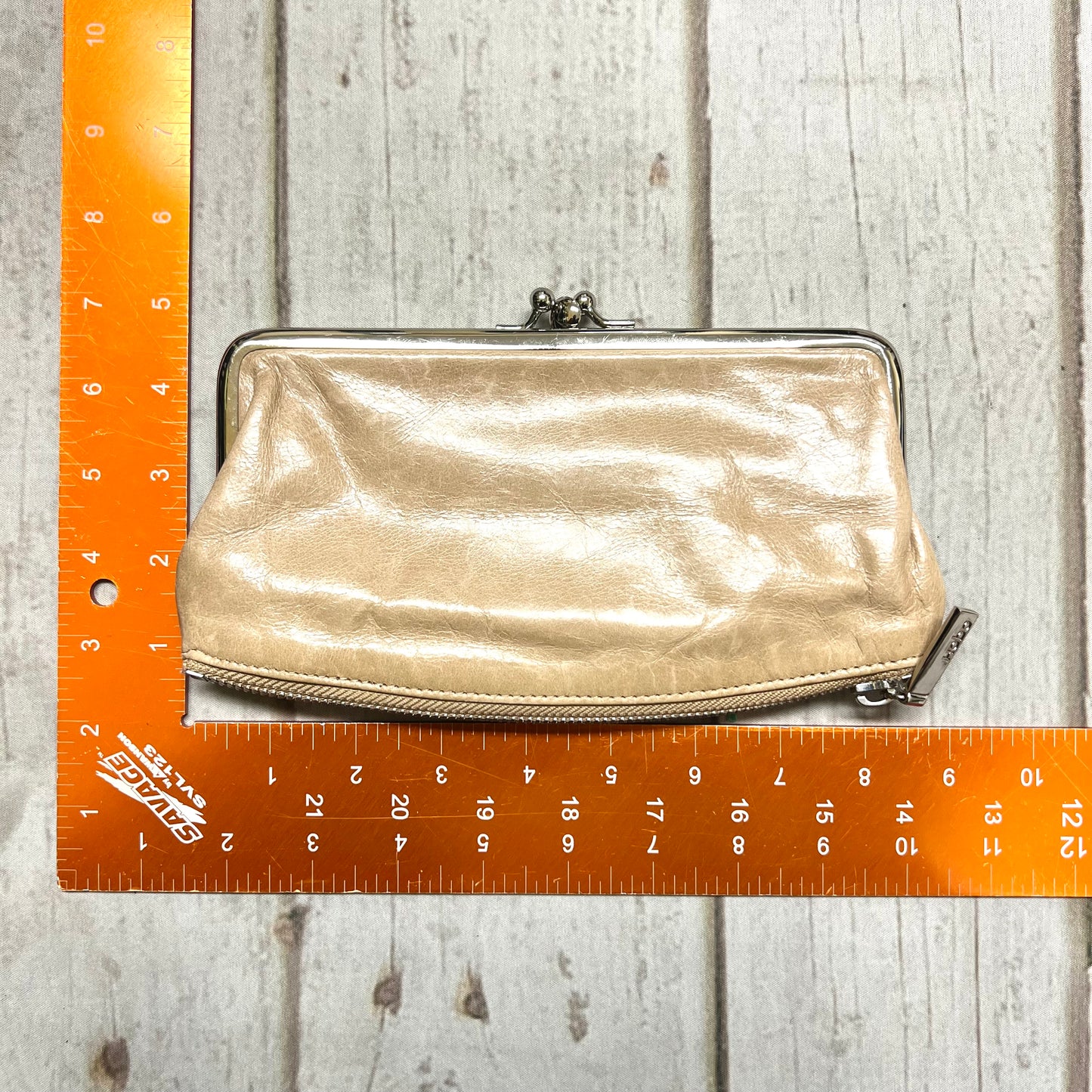 Clutch By Hobo Intl, Size: Medium