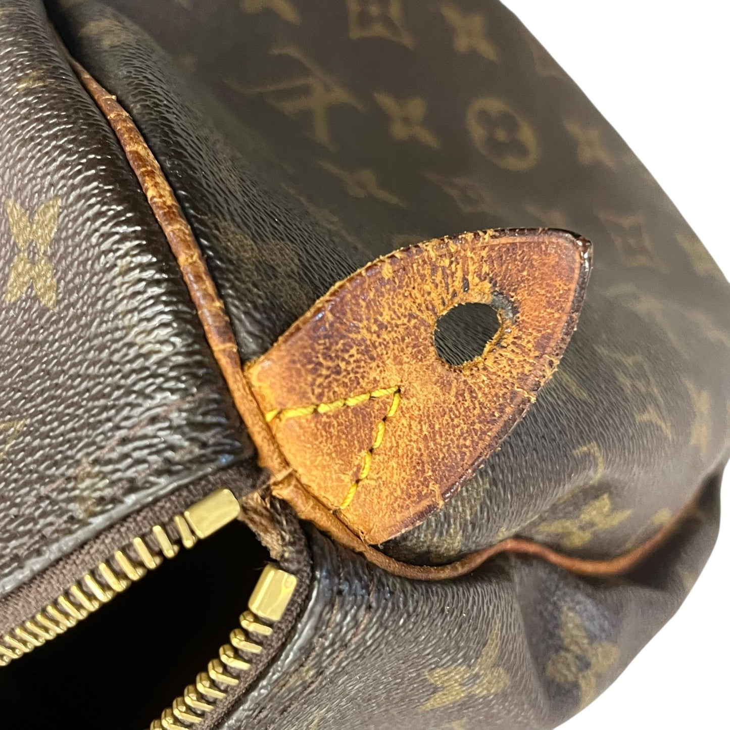 Handbag Luxury Designer By Louis Vuitton, Size: Medium