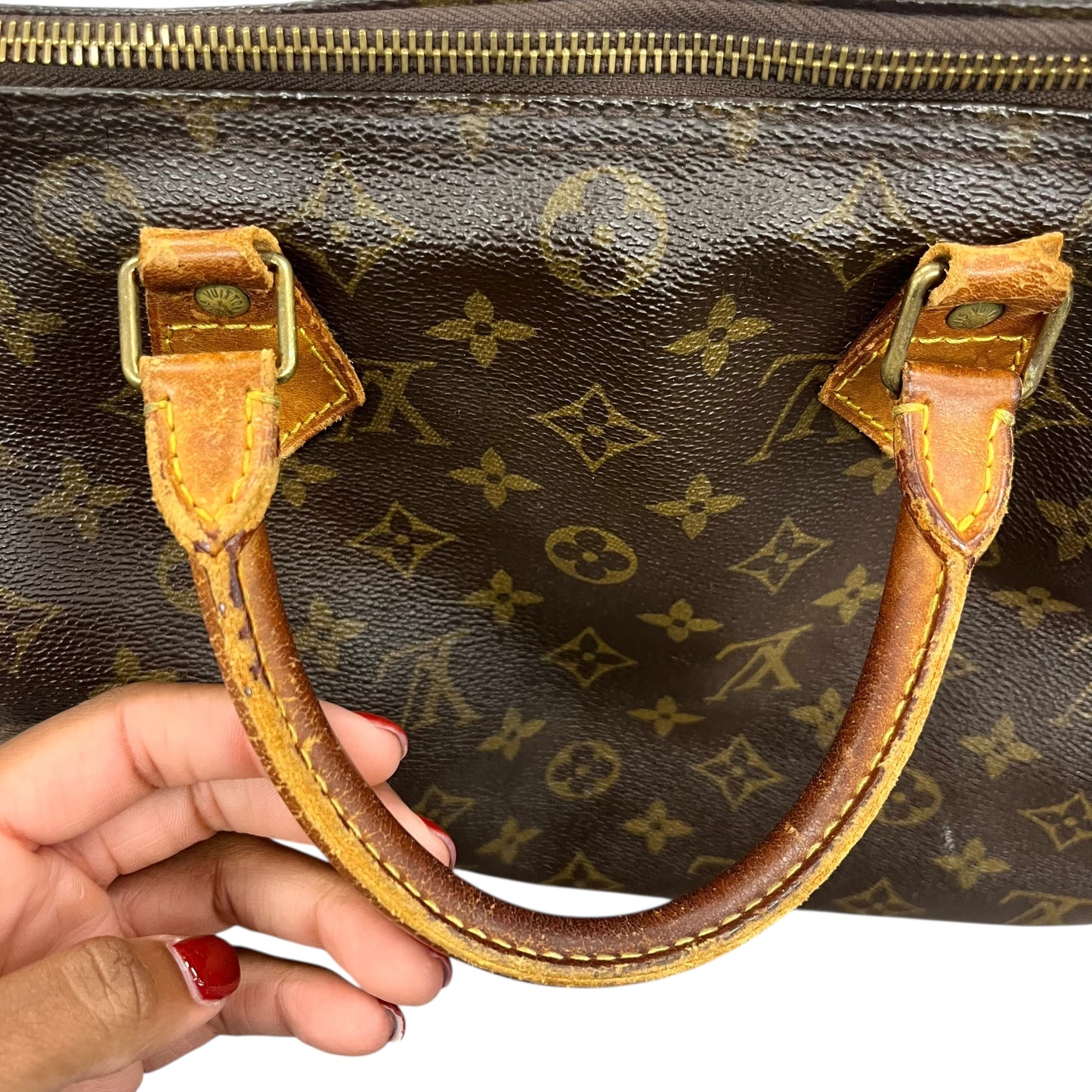 Handbag Luxury Designer By Louis Vuitton, Size: Medium