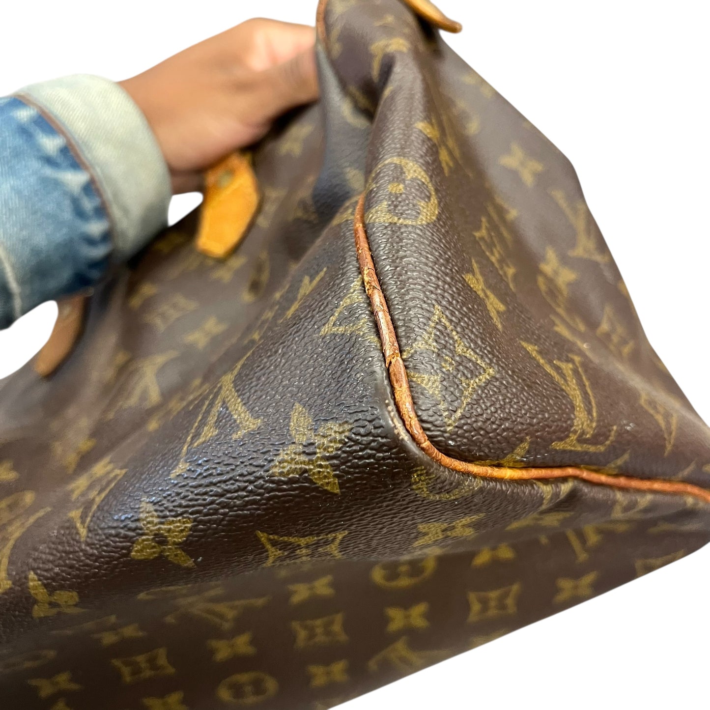 Handbag Luxury Designer By Louis Vuitton, Size: Medium