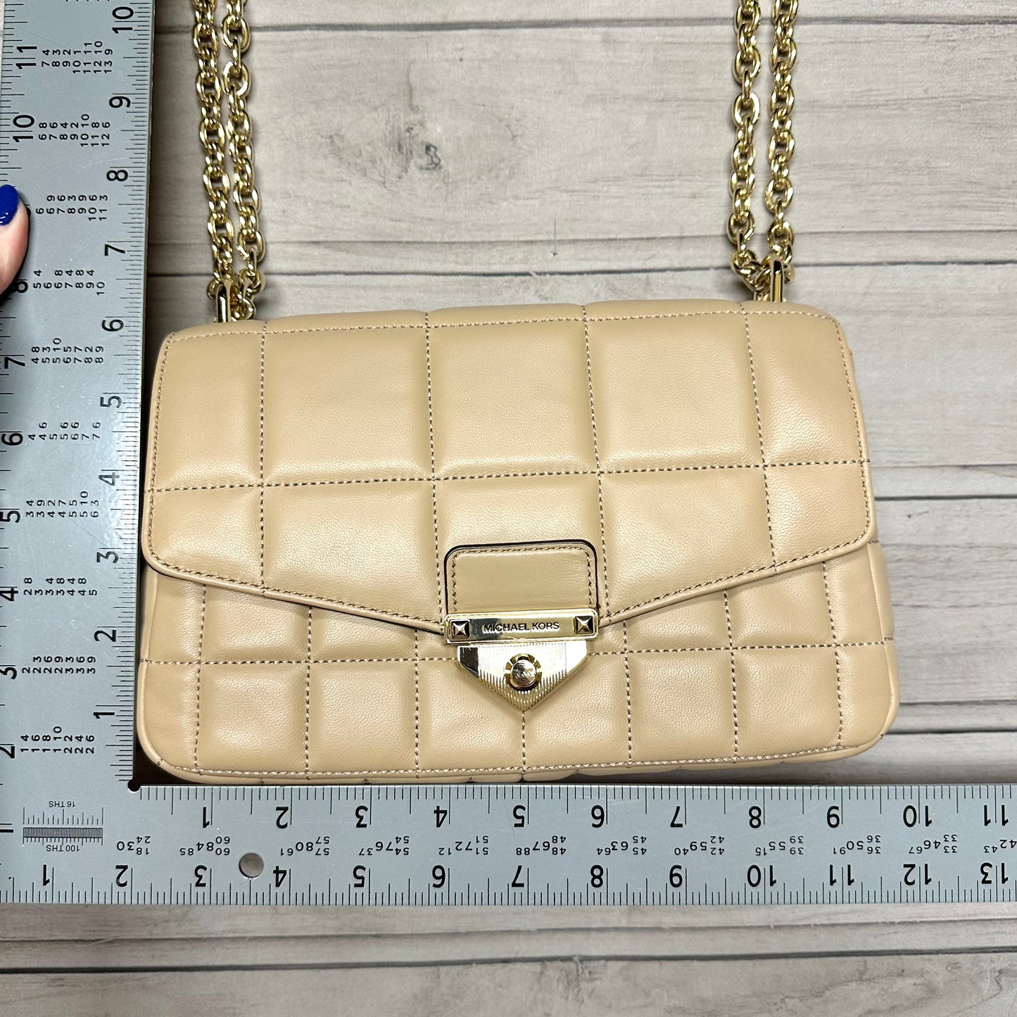 Handbag Designer By Michael Kors, Size: Medium