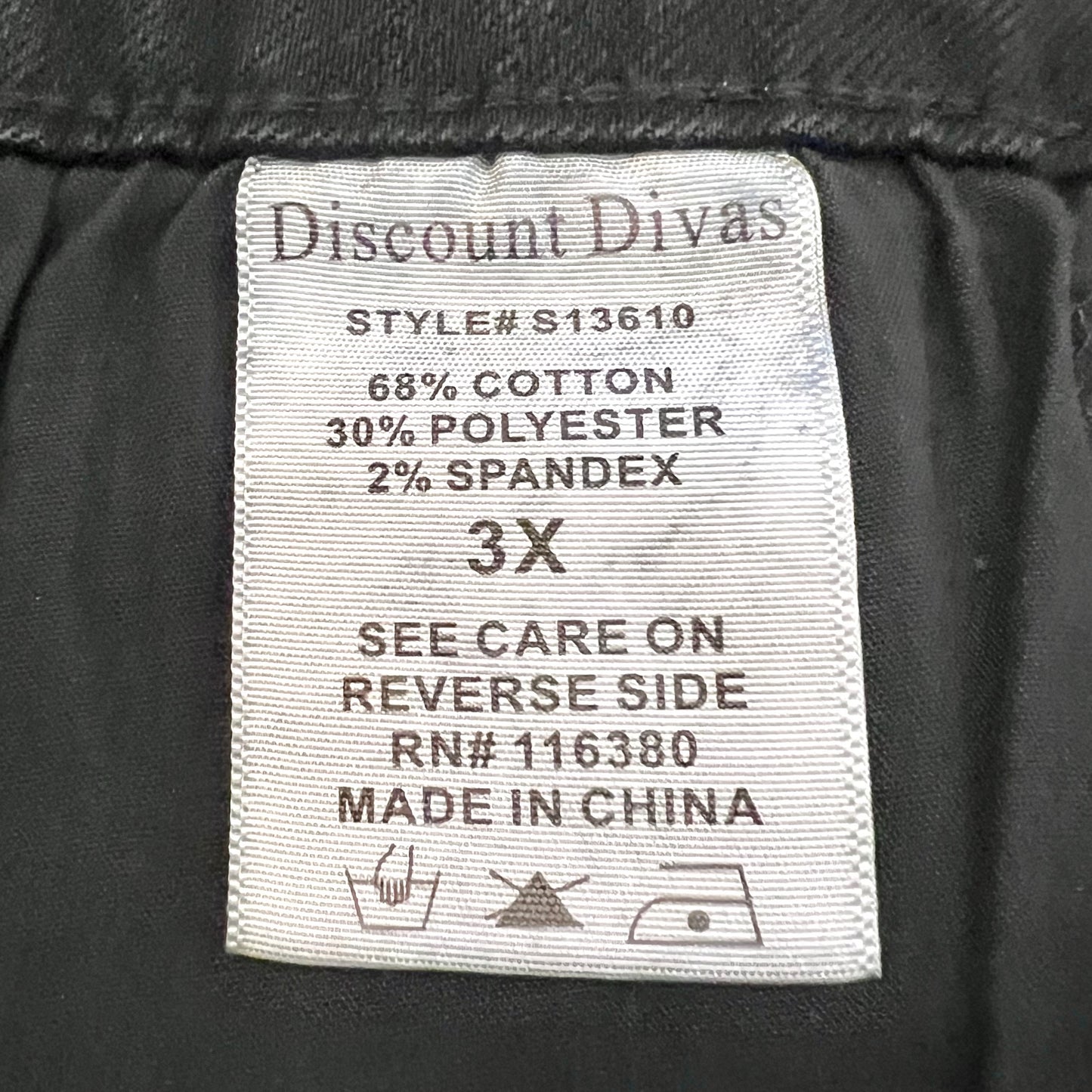 Shorts By Discount Divas  Size: 3x