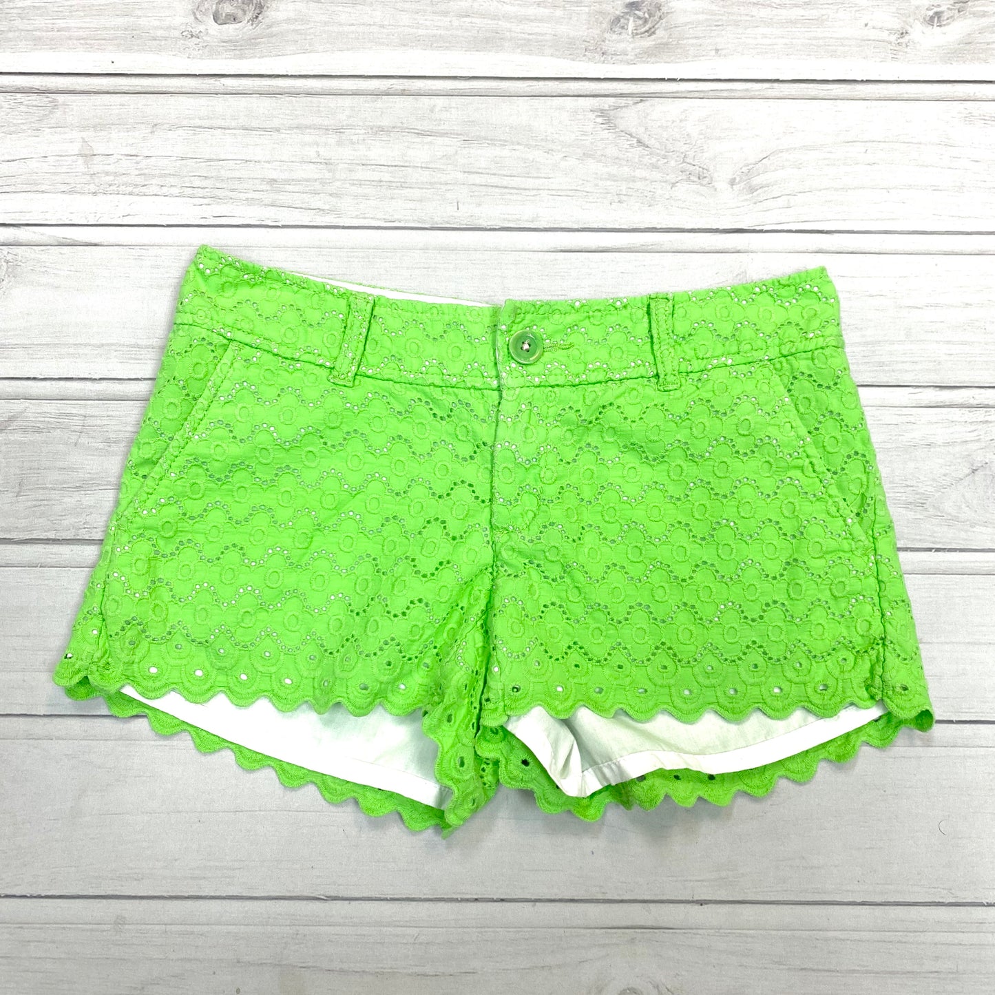 Shorts Designer By Lilly Pulitzer  Size: 00